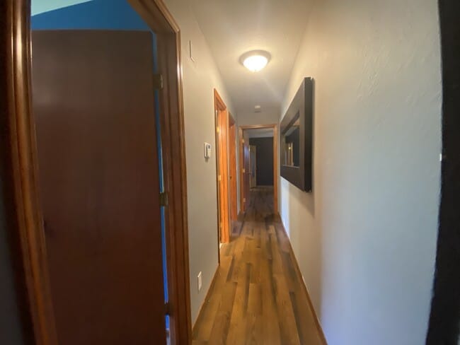 Building Photo - 2333 Cottonwood Rd