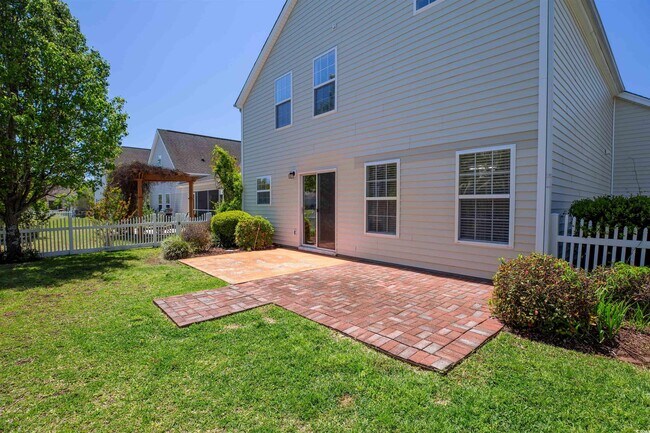 Building Photo - 2424 Hayseed Way