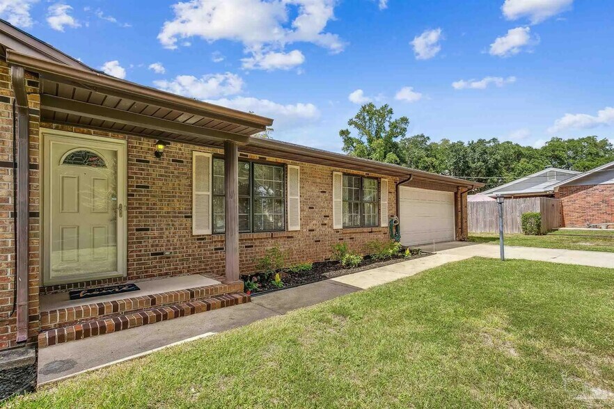 Building Photo - 9509 Barranger Dr