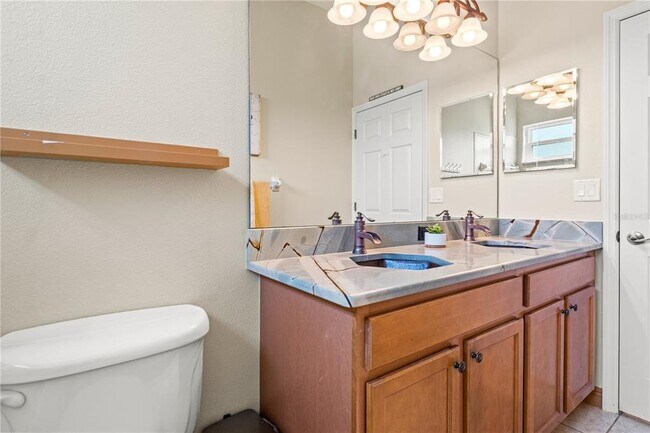 Building Photo - 10206 Shooting Star Ct