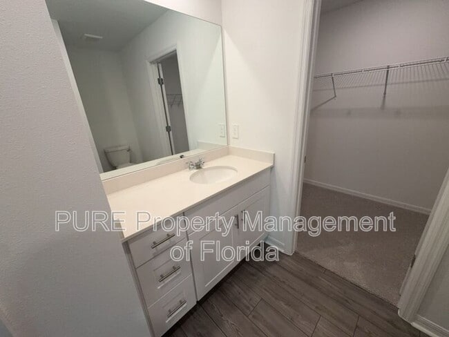 Building Photo - 1304 NW 48th Terrace