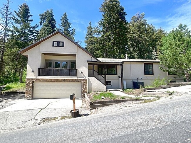 Primary Photo - Mountain Retreat Home in Summit Park