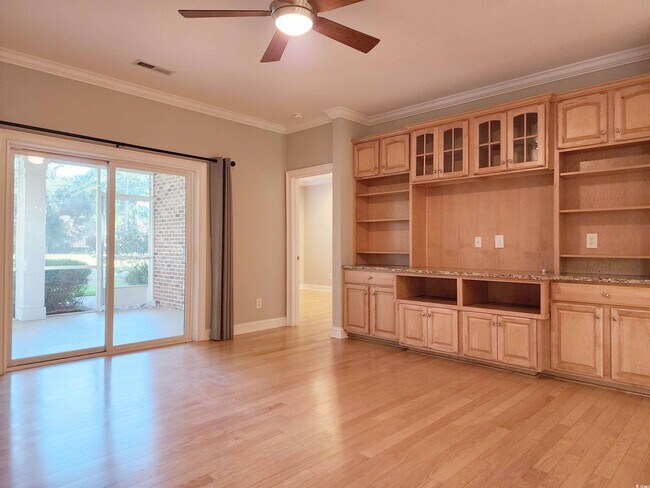 Building Photo - 613 Golden Bear Dr