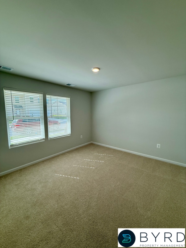 Building Photo - 421 Rivanna Hl Rd