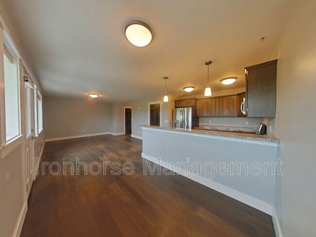 Building Photo - 2930 Warbler Way