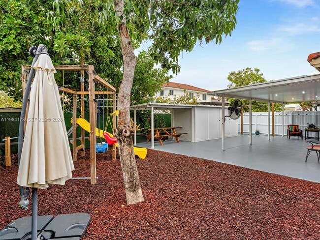 Building Photo - 7879 NW 193rd Ter