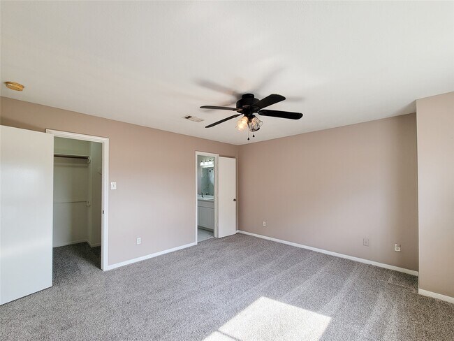 Building Photo - 18335 Westlock St