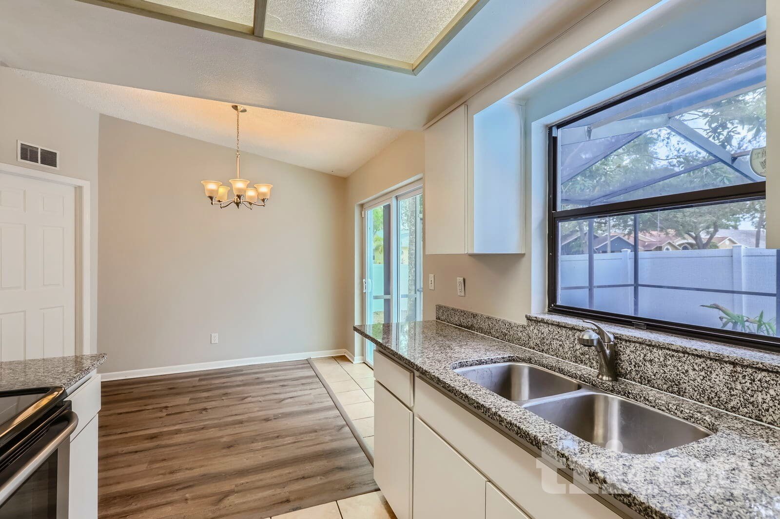 Building Photo - 6804 120th Pl