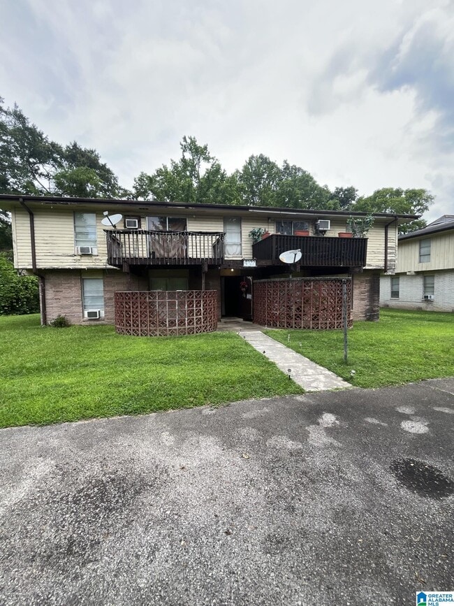 Building Photo - 4324 Pinson Blvd