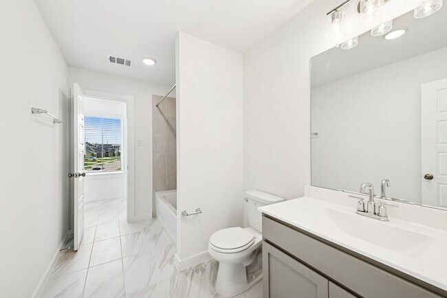 Building Photo - 5847 Sunrise Btm Ln