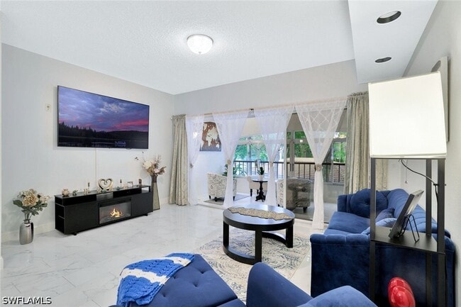 Building Photo - 1018 Woodshire Ln