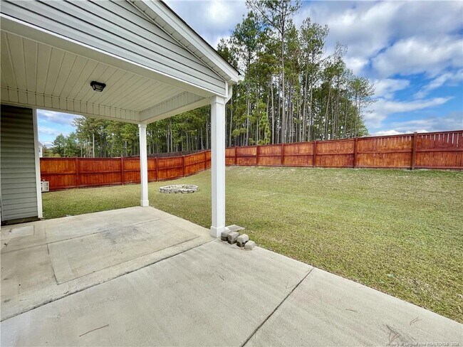 Building Photo - 155 Cromwell Ct