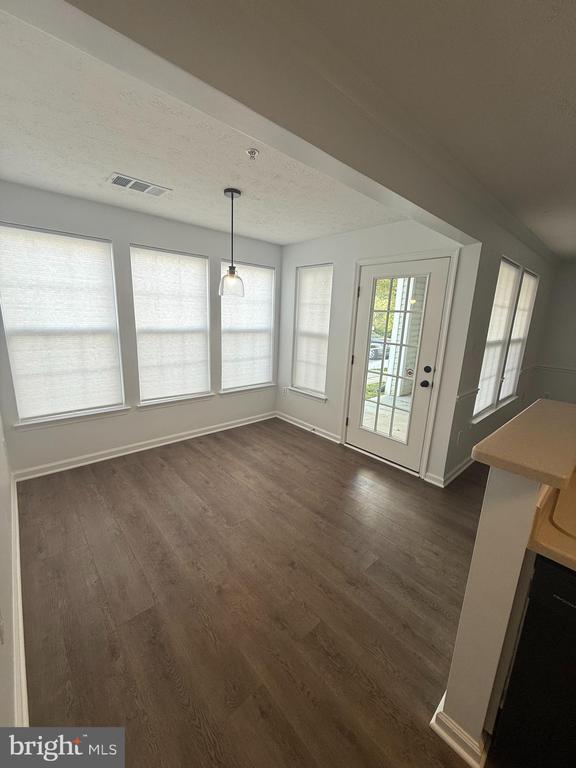 Building Photo - 6413 Weatherby Ct