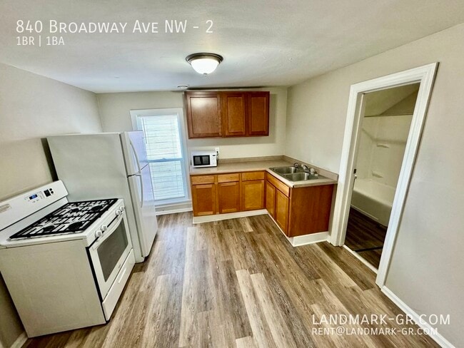 Building Photo - 840 Broadway Ave NW