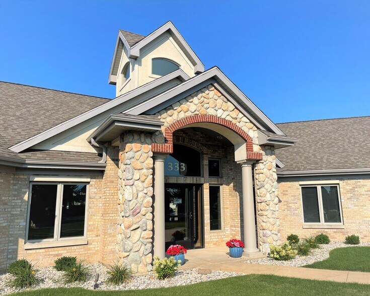 Havenwood Heights 333 N Westhaven Dr Oshkosh WI 54904 Apartment Finder