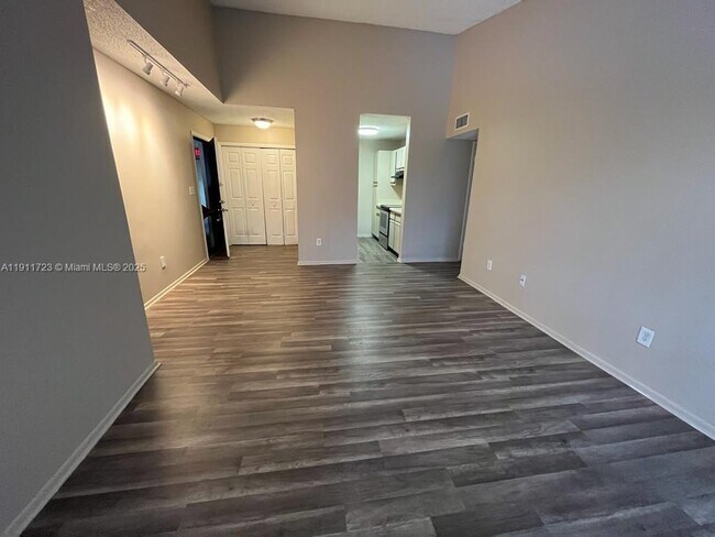 Building Photo - 4501 W McNab Rd