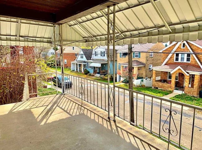 Primary Photo - 232 Lakewood Ave