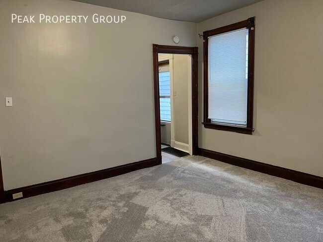 Building Photo - 2544 Vestry Ave