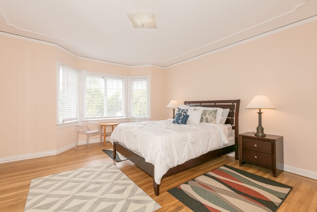 Building Photo - 3434 California St