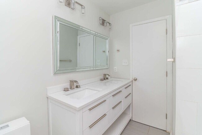Building Photo - ADORABLE 3 BR | 1 BA Home in Dudley | Fully Renovated and Move-In Ready!