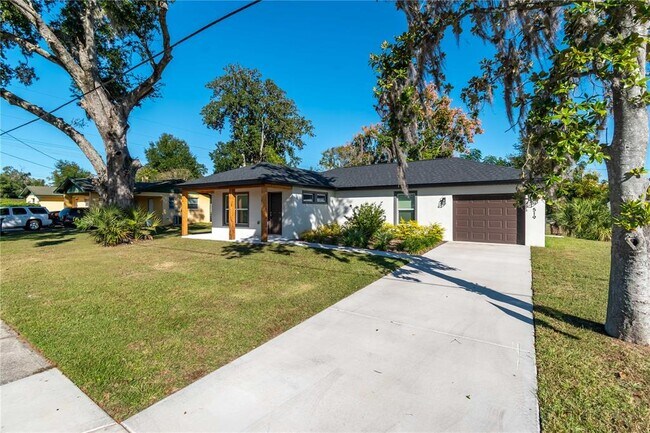 Building Photo - 519 SW 19th Ave