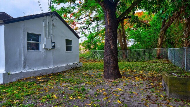 Building Photo - 790 NW 64th St