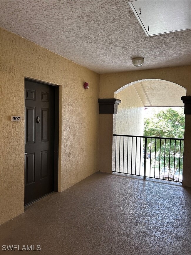 Building Photo - 12975 Positano Cir