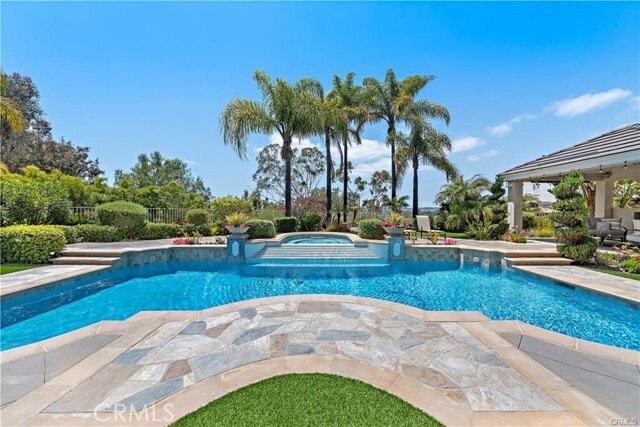 Building Photo - 25606 Stratford Pl