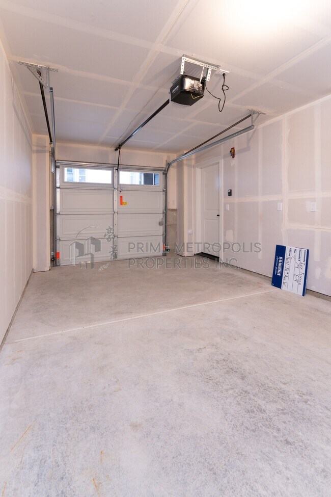 Building Photo - 16111 36th Ave W