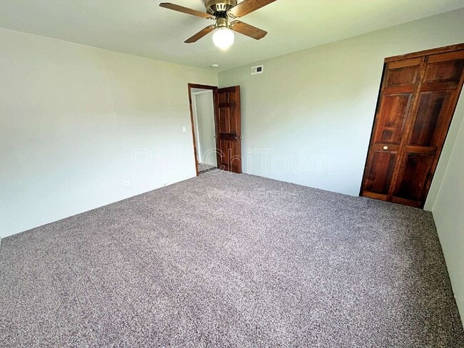 Building Photo - 1831 Nautilus Ln
