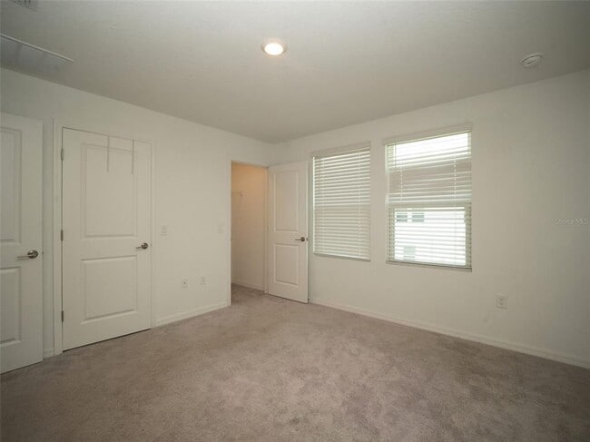 Building Photo - 3208 Skyline Lp