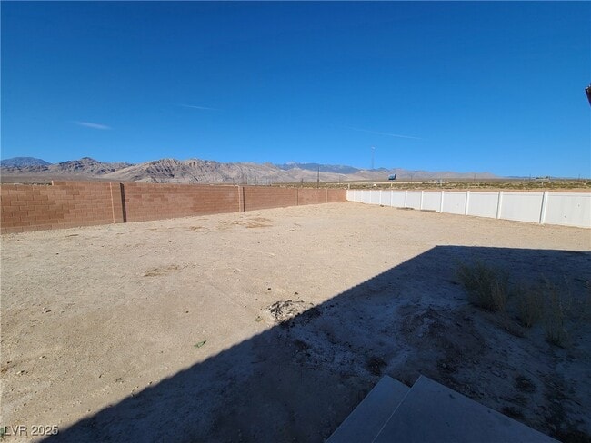Building Photo - 5990 Badlands Ln