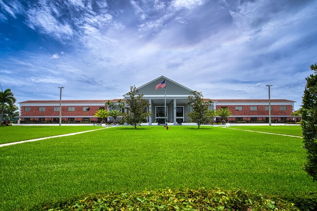 Building Photo - 438 Mansfield K