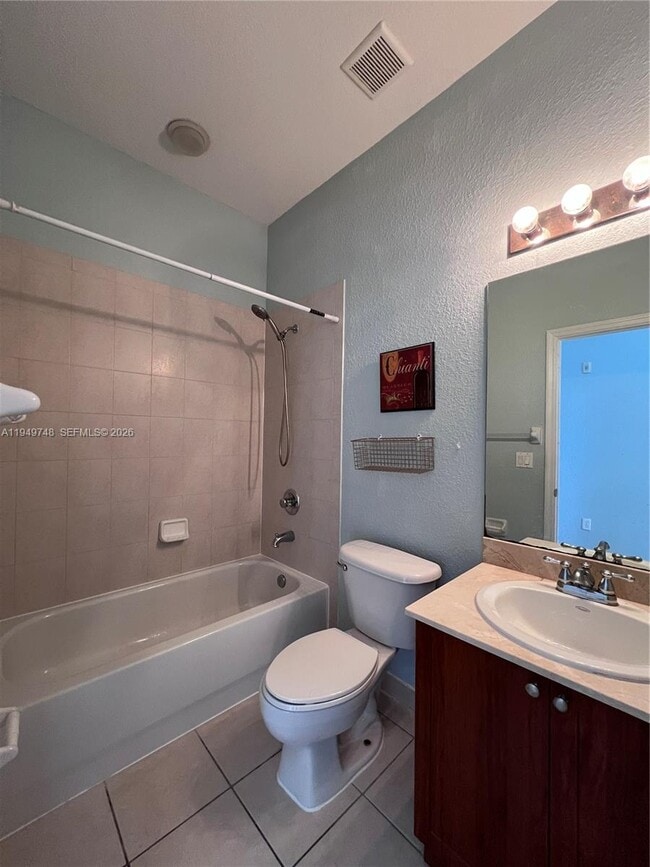 Building Photo - 10885 NW 89th Terrace