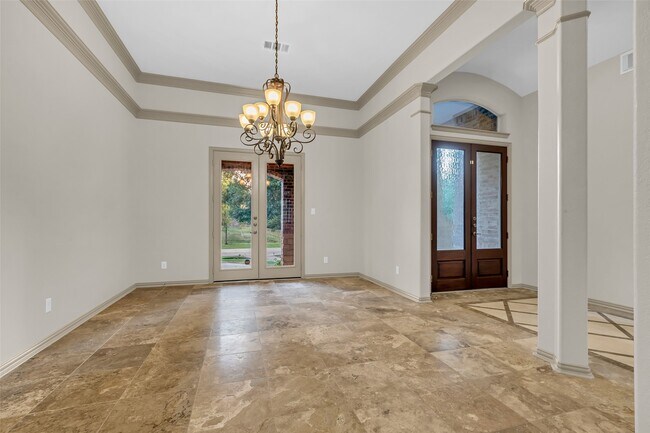 Building Photo - 19309 Whispering Grove E