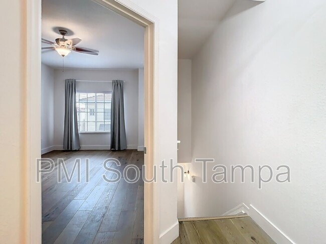 Building Photo - 5220 Beach Breeze Ct