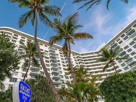 Building Photo - 5161 Collins Ave