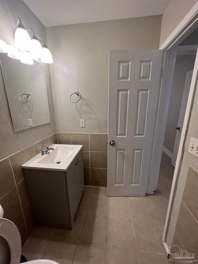 Building Photo - 6394 W Fairfield Dr