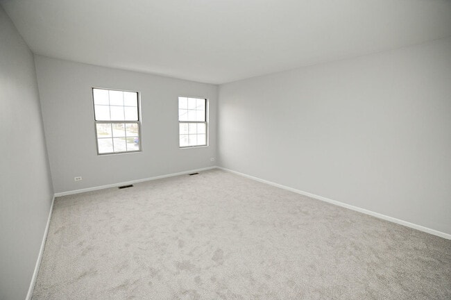 Building Photo - 208 Ivy Ct