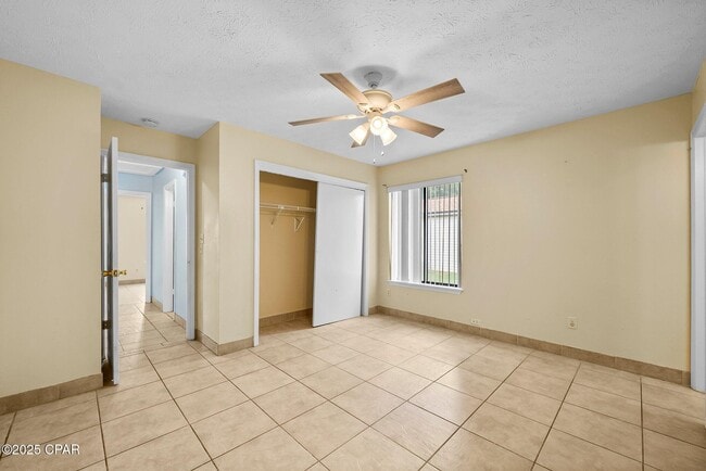 Building Photo - 7750 Betty Louise Dr