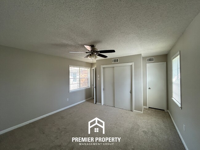 Building Photo - Spacious 3BR/2BA Home in Walls, MS | Brick Fireplace & Large Fenced Backyard