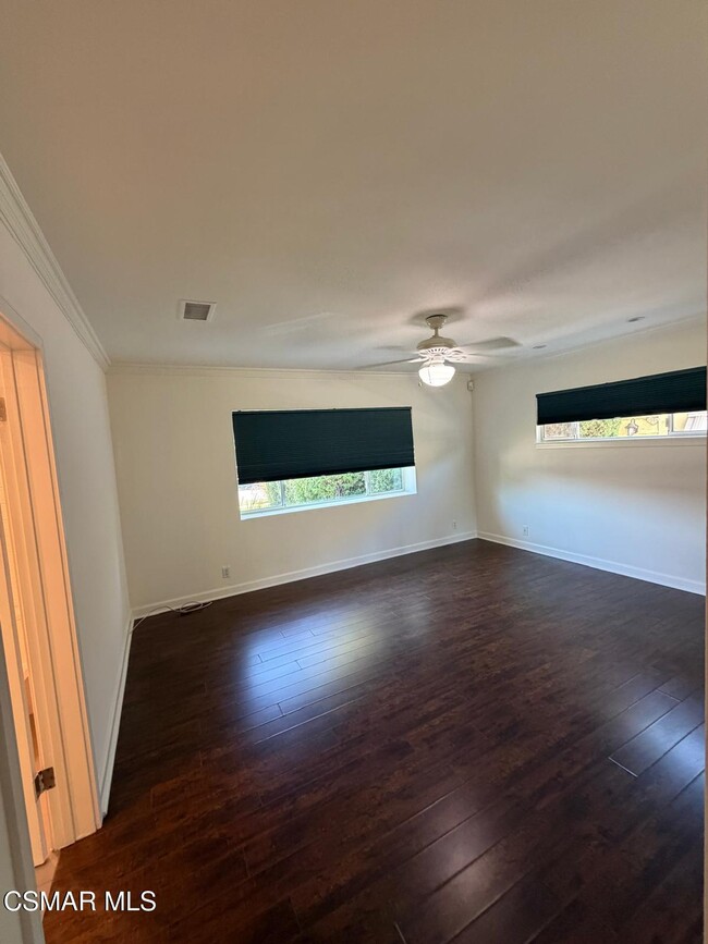 Building Photo - 23723 Oxnard St