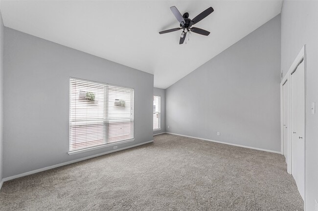 Building Photo - 6738 Eastridge Dr