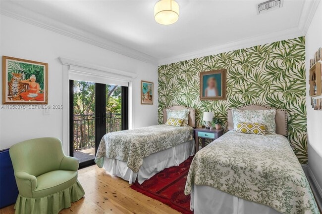 Building Photo - 420 Palmwood Ln