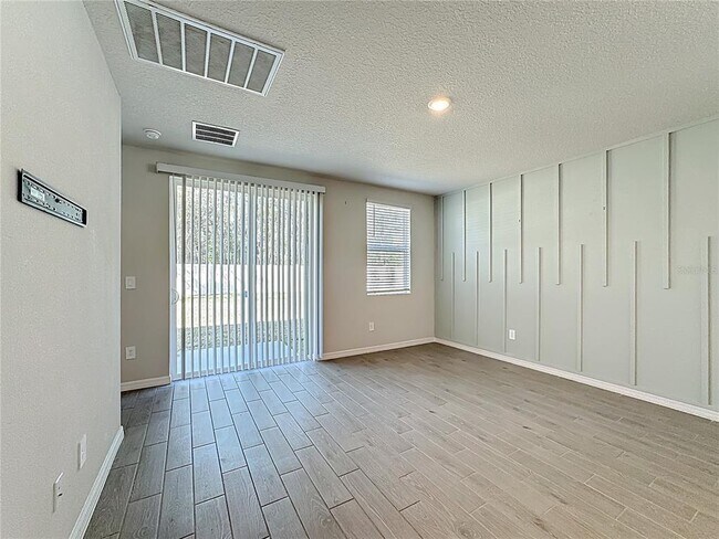 Building Photo - 7329 Boggy Crk Pl