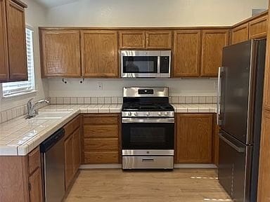 Building Photo - 3580 Honeycreeper Dr
