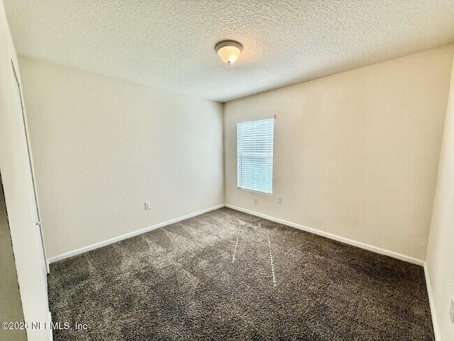 Building Photo - 1859 Cherry Crk Wy