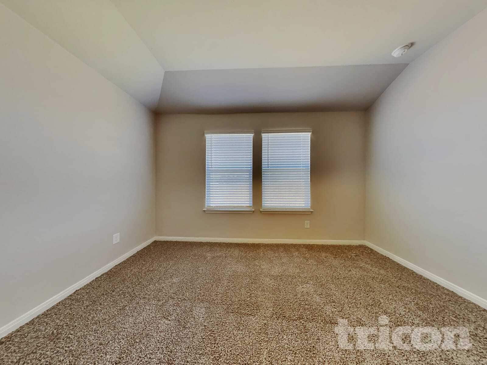 Building Photo - 128 Pronghorn Cir