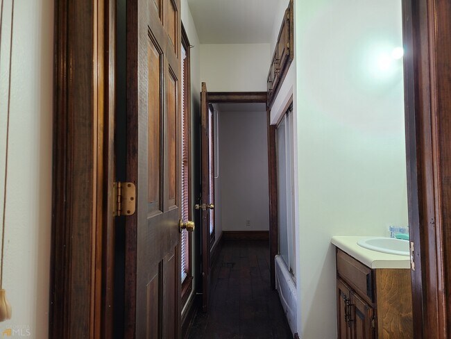 Building Photo - 3767 Happy Valley Cir