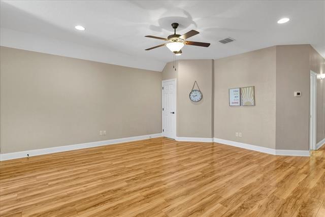 Building Photo - 3300 Fountain Way